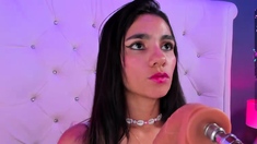 Natural brunette solo toying