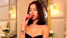 Cute blonde amateur webcam teen masturbating