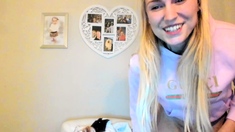 Naked Blonde Teen Girl Pussy Masturbation On Webcam