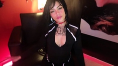 Very hot busty brunette solo masturbation on webcam